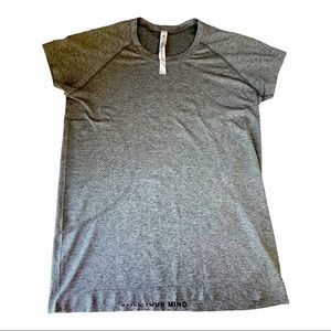 LuLuLemon Workout Top Size 12 Gray